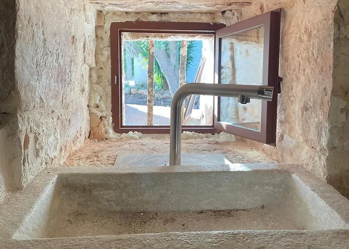 Trullo Jazzo A 奥斯图尼