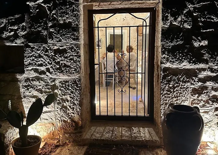 Trullo Jazzo A 奥斯图尼