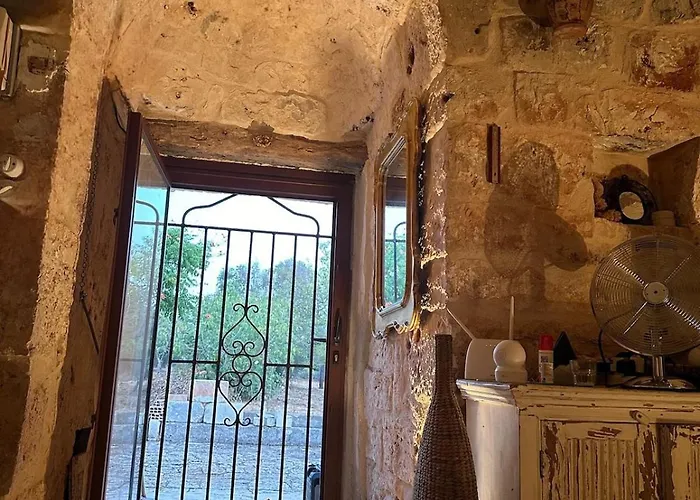 Trullo Jazzo A 度假居 *