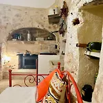 Holiday home Trullo Jazzo A *