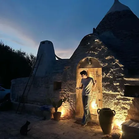 Trullo Jazzo A 度假居