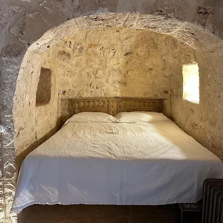 Trullo Jazzo A 奥斯图尼