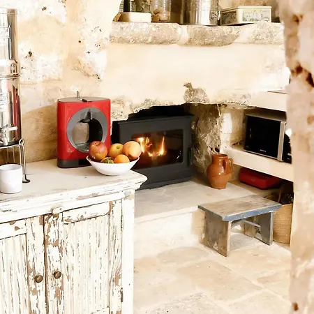 Trullo Jazzo A 度假居